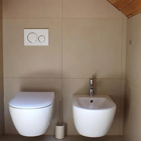 Chalet Panoramic Forest And Castle View *