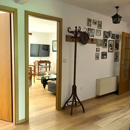 Panoramic Forest And Castle View Chalet Bled